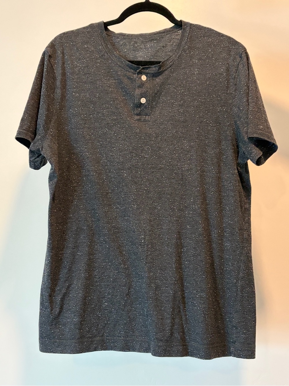 Men's Heathered Gray Short-Sleeve Henley Shirt